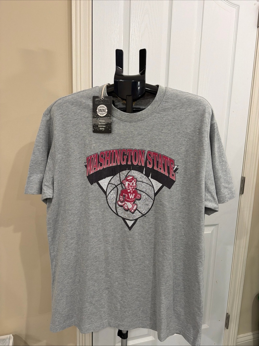 19Nine Washington State Univ Basketball Vintage Retro Style Graphic Tee Mens XL